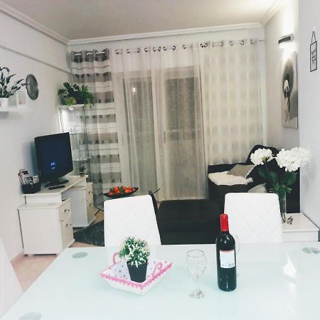 Apartament Margaret Torrevieja Luaran gambar
