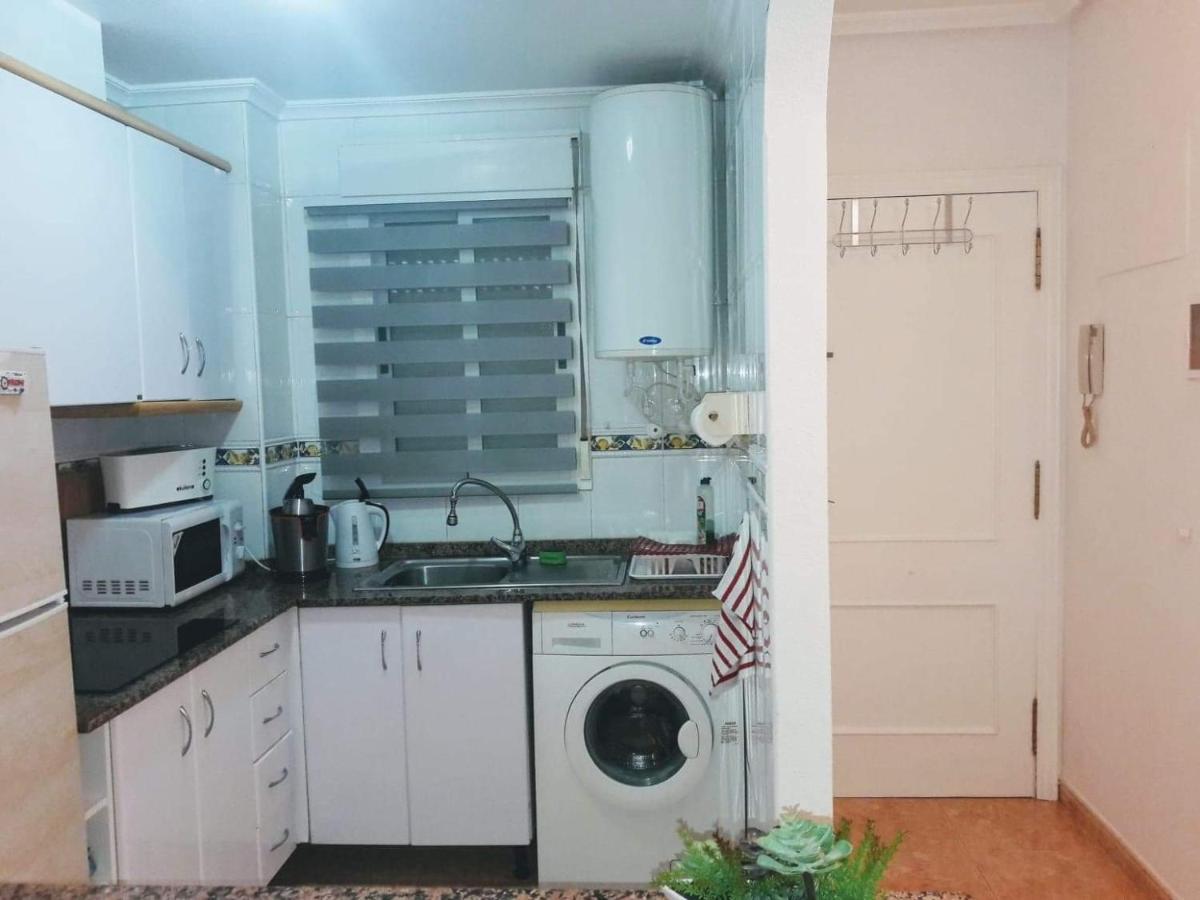 Apartament Margaret Torrevieja Luaran gambar